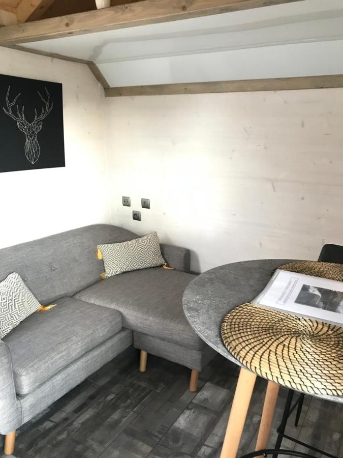 Les Nuits Insolites De La Mothe - Hebergement En Bulle Ou Tiny House Avec Spa Privatif Outremecourt Ngoại thất bức ảnh