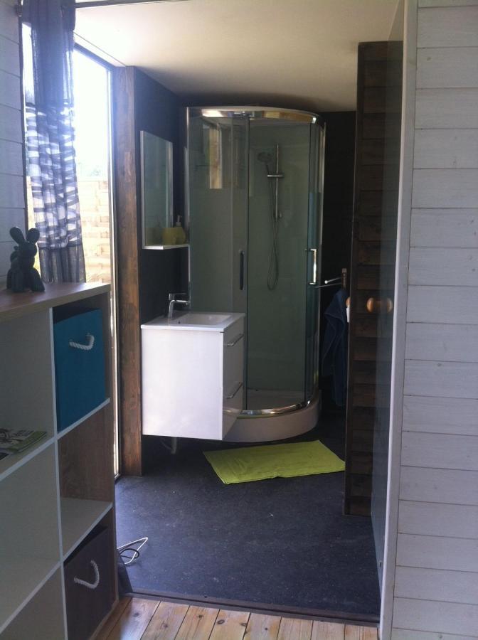 Les Nuits Insolites De La Mothe - Hebergement En Bulle Ou Tiny House Avec Spa Privatif Outremecourt Ngoại thất bức ảnh