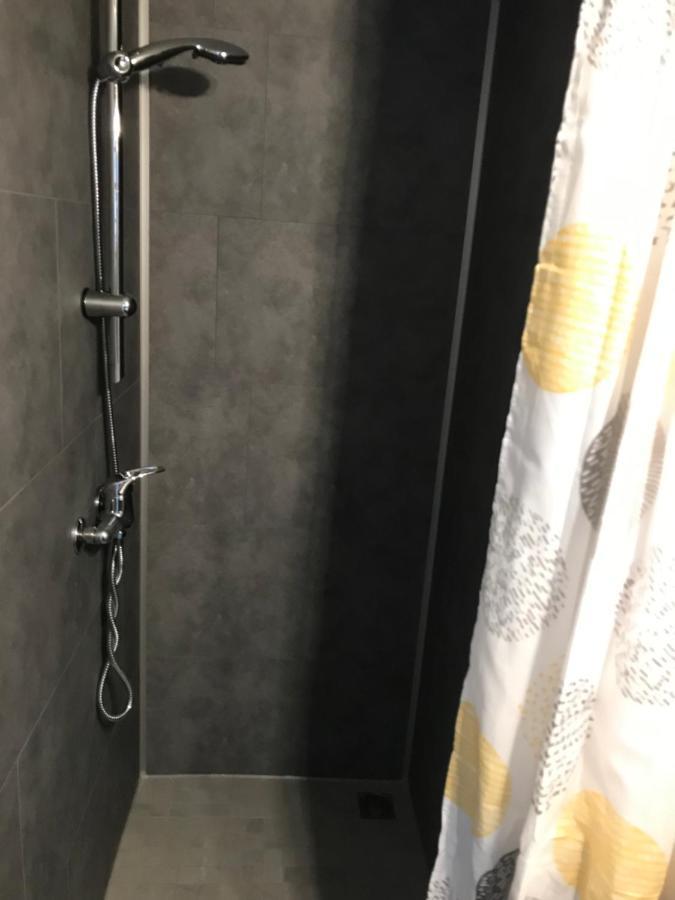 Les Nuits Insolites De La Mothe - Hebergement En Bulle Ou Tiny House Avec Spa Privatif Outremecourt Ngoại thất bức ảnh